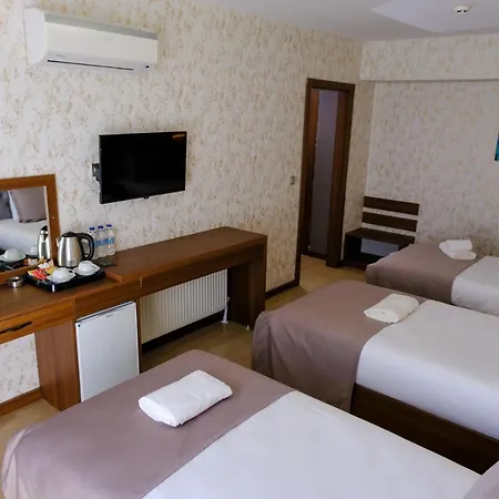 מלון Velmore & 4*